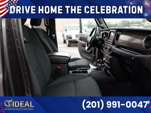 Used 2019 Jeep Wrangler Unlimited Sport S AWD/4WD image 25