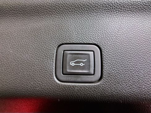 Used 2023 Cadillac Escalade Sport AWD/4WD image 43