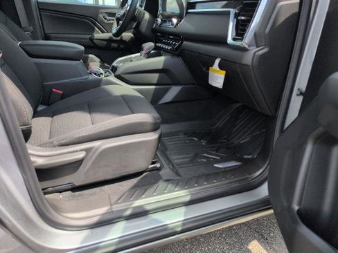 New 2025 GMC Canyon Elevation w/ Convenience Package image 5