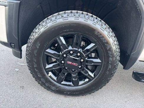 New 2026 GMC Sierra 2500 AT4 w/ AT4 Premium Plus Package image 36