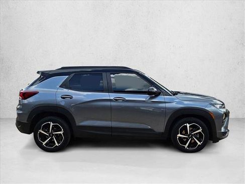 Used 2021 Chevrolet TrailBlazer RS w/ Convenience Package FWD image 4