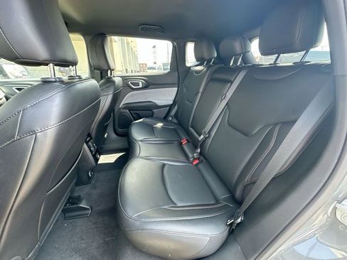 Used 2023 Jeep Compass Latitude AWD/4WD image 24