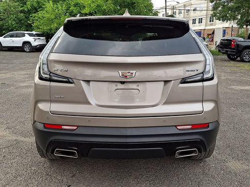 Used 2023 Cadillac XT4 Sport AWD/4WD image 7
