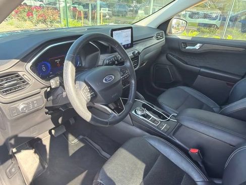 Used 2020 Ford Escape Titanium AWD/4WD image 5