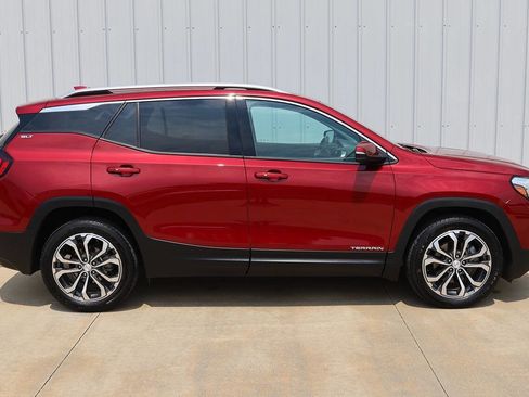 Used 2019 GMC Terrain SLT w/ Preferred Package image 6