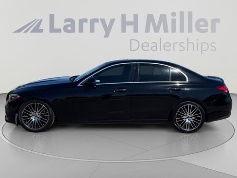 Used 2022 Mercedes-Benz C 300 Sedan image 2