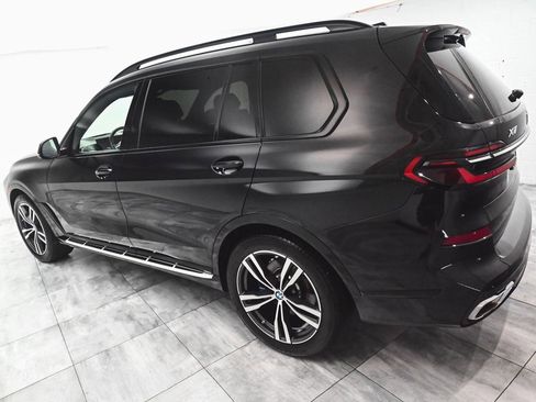 Used 2023 BMW X7 xDrive40i w/ M Sport Package image 4