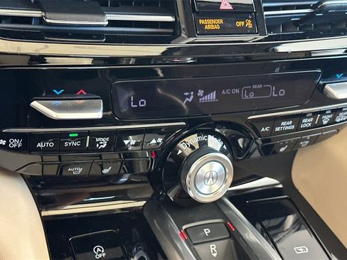 Certified 2023 Acura MDX FWD w/ Technology Package image 18