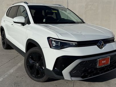 Certified 2025 Volkswagen Taos SE