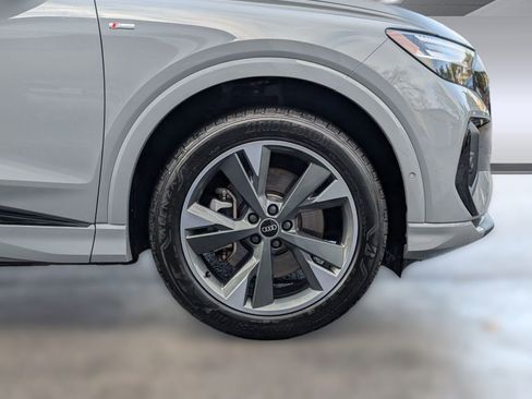 Used 2024 Audi Q4 e-tron Prestige w/ Black Optic Package image 12