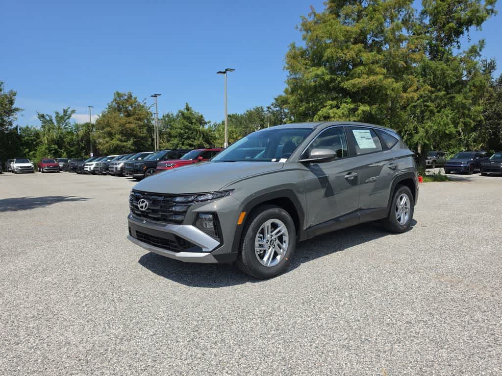 New 2026 Hyundai Tucson SE FWD image 2