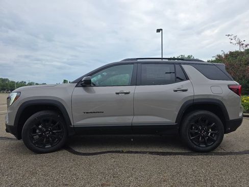 New 2026 GMC Terrain Elevation w/ Elevation Premium Package AWD/4WD image 13
