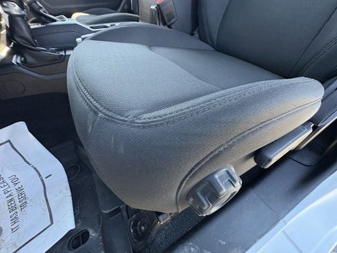 Used 2021 Jeep Wrangler Willys image 32