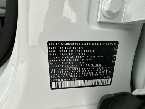 Used 2024 Volkswagen Taos S image 39