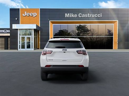 New 2026 Jeep Compass Latitude AWD/4WD image 7