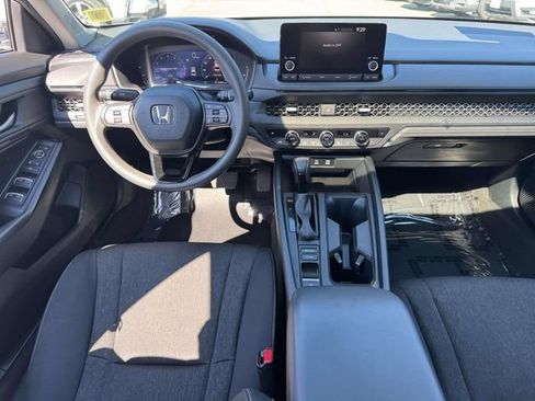 Certified 2023 Honda Accord EX image 12