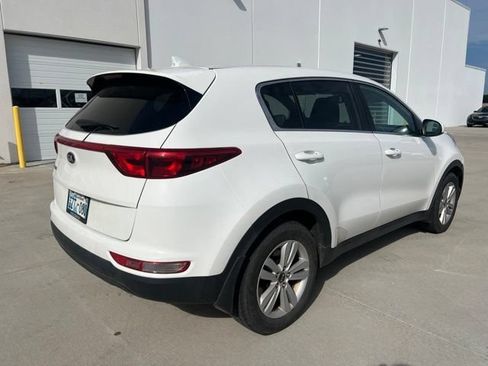 Used 2017 Kia Sportage LX FWD image 3