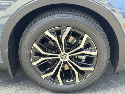 New 2026 Toyota Crown AWD/4WD image 15