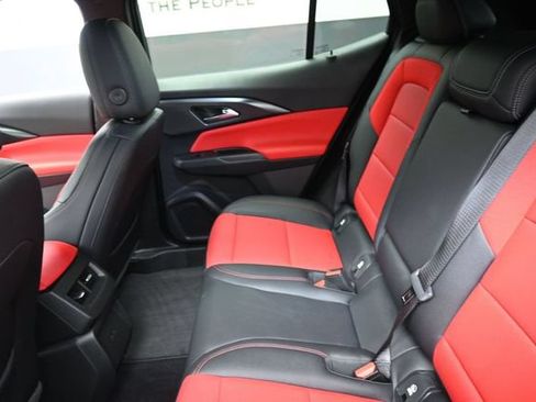 Used 2024 Chevrolet Equinox EV RS FWD image 22