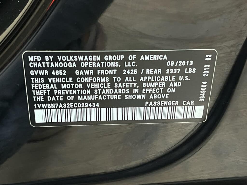 Used 2014 Volkswagen Passat TDI SE FWD image 39