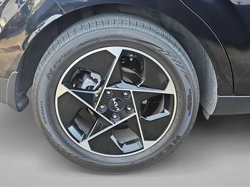 Used 2023 Kia Soul EX image 15