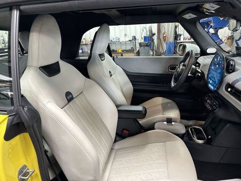 Used 2025 MINI Cooper S FWD image 29