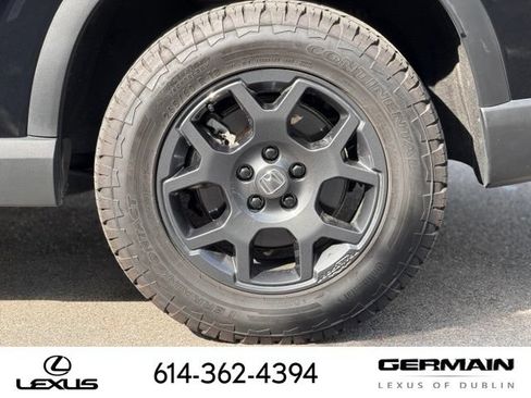 Used 2025 Honda Pilot TrailSport image 13