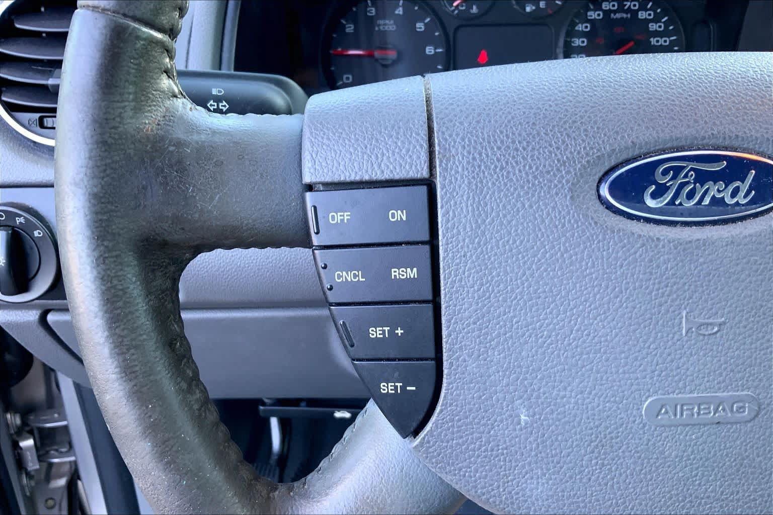 Used 2007 Ford Freestyle SEL FWD image 20