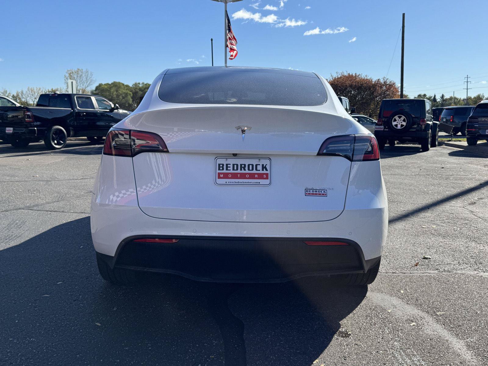 Used 2022 Tesla Model Y Long Range AWD/4WD image 6