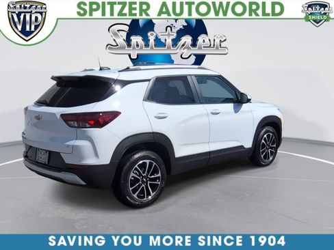 Used 2024 Chevrolet TrailBlazer LT w/ LT Cold Weather Package image 9