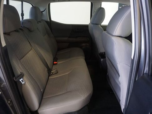 Certified 2023 Toyota Tacoma SR AWD/4WD image 21