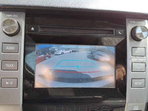 Used 2019 Toyota Tundra SR image 19