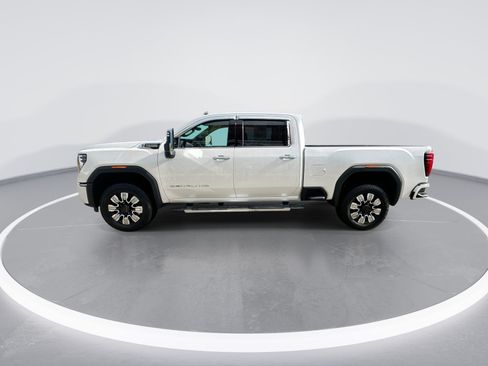 Certified 2024 GMC Sierra 2500 Denali w/ Denali Reserve Package AWD/4WD image 5