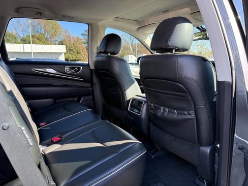 Used 2019 INFINITI QX60 Luxe image 18