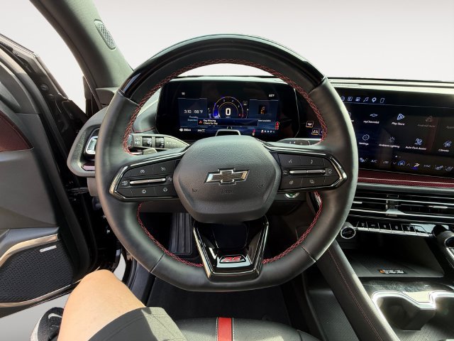 Certified 2026 Chevrolet Traverse RS AWD/4WD image 13