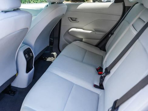 Certified 2024 Hyundai Kona SEL FWD image 17