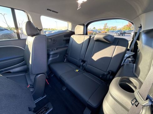 New 2026 Hyundai Ioniq 9 SEL image 24