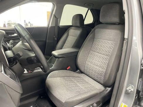 Used 2023 Chevrolet Equinox LT image 11