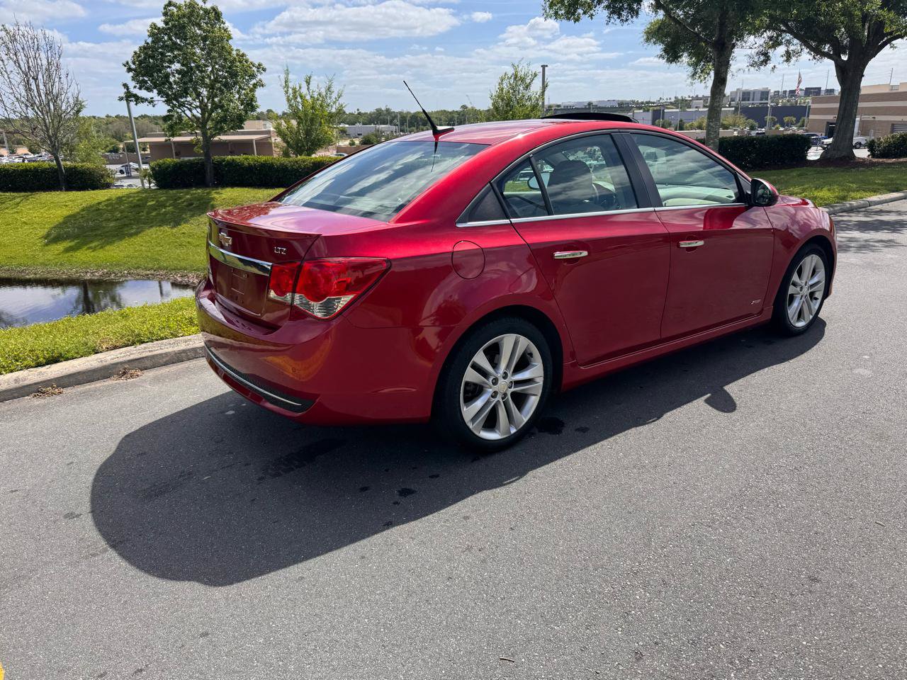 Used 2011 Chevrolet Cruze LTZ w/ RS Package FWD image 38