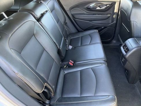 Used 2024 GMC Terrain AT4 image 15