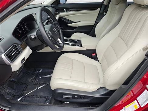Used 2018 Honda Accord EX-L image 17