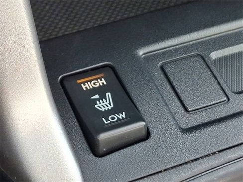 Used 2016 Subaru Forester 2.5i Premium w/ Popular Package #2 image 25