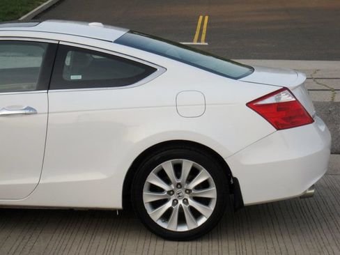 Used 2009 Honda Accord EX-L image 8