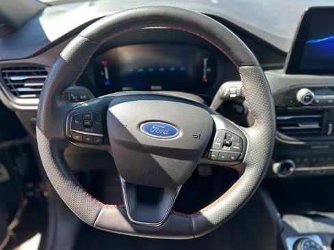 Used 2024 Ford Escape ST-Line image 10