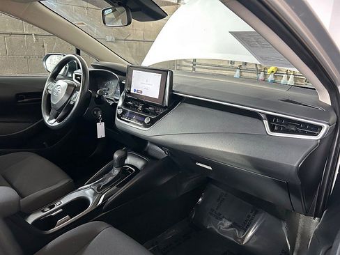 Used 2024 Toyota Corolla LE image 25