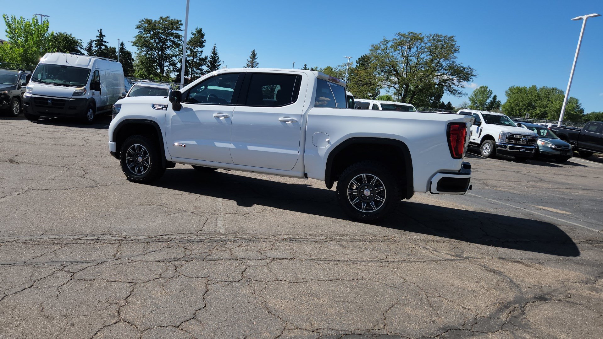 Used 2025 GMC Sierra 1500 AT4 AWD/4WD image 5