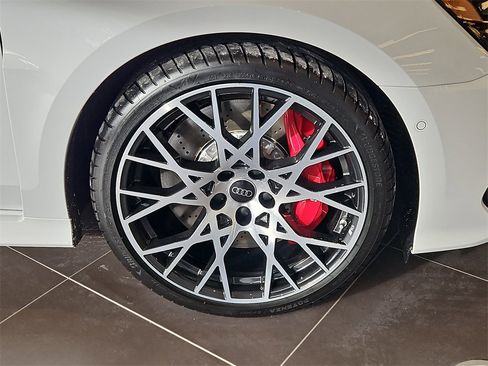 New 2026 Audi RS 3 image 4