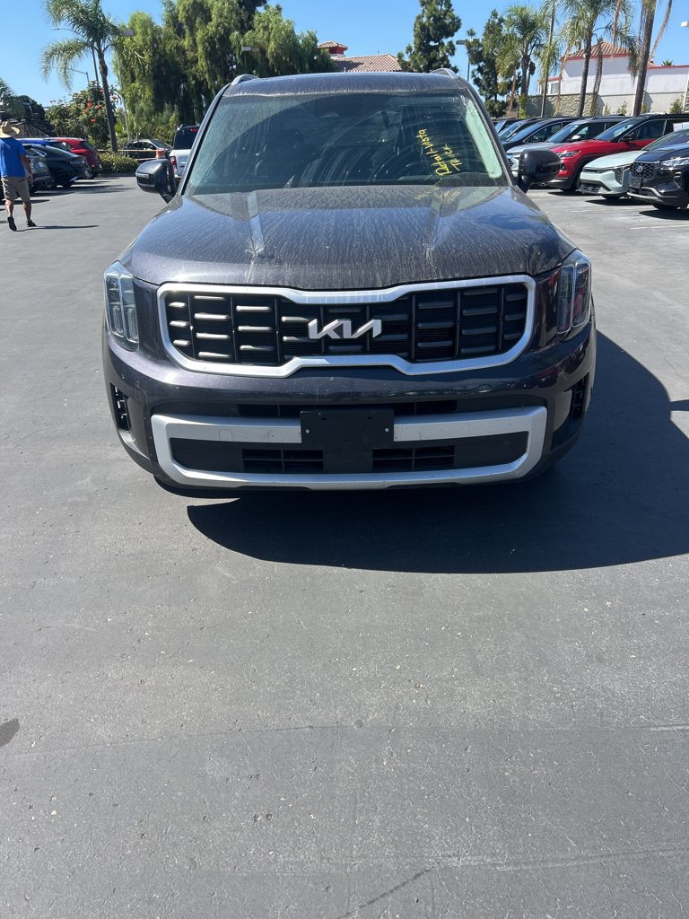 Used 2025 Kia Telluride S FWD image 4