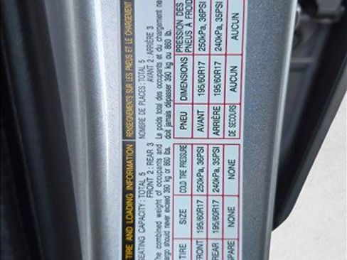 Certified 2025 Toyota Prius LE FWD image 23