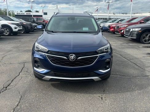 Used 2023 Buick Encore GX Essence w/ Advanced Technology Package FWD image 2